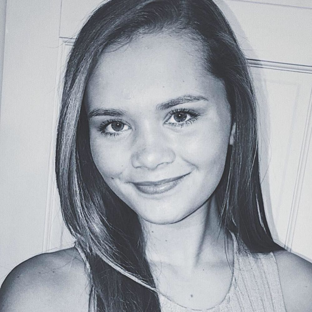 Meet your Posher, Alyssa